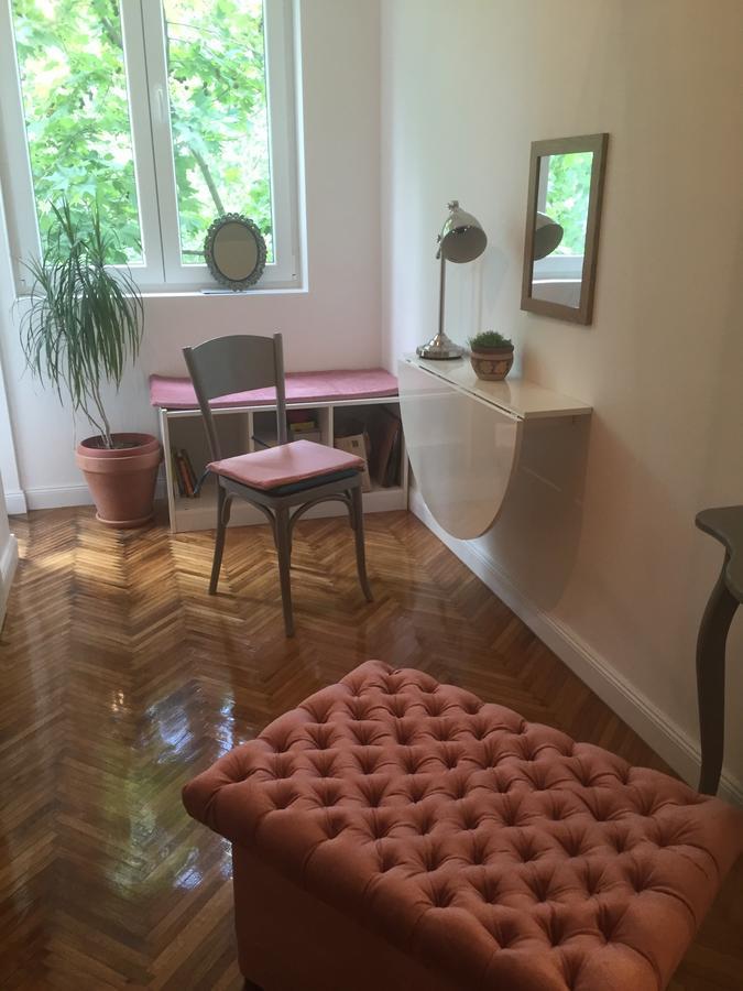 Studio 50 With Terrace Beograd Eksteriør billede